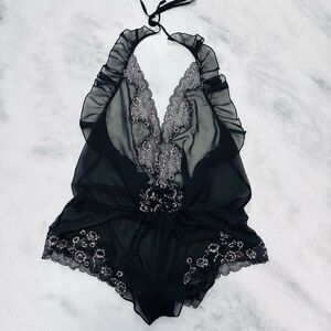 RARE Vintage Victoria's Secret Womens Sexy Romper/Shorts Sleepwear Lace Details